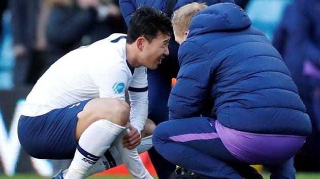 Tottenham Hotspur's Son Heung-min holds his arm during the match.(Action Images via Reuters)