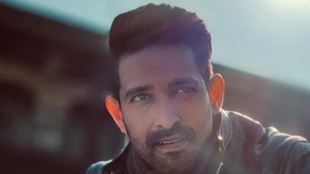 Vikrant Massey featured in Criminal Justice alongside Jackie Shroff and Pankaj Tripathi. Vikrant Massey featured in Criminal Justice alongside Jackie Shroff and Pankaj Tripathi.