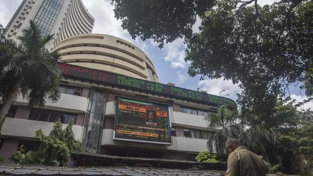 Equity market benchmark BSE Sensex fell 36.90 points to trade at 41,286.10 in openings deals, while Nifty was down 16.30 points to trade at 12,109.60 in early trade. (Pratik Chorge/HT Photo) Equity market benchmark BSE Sensex fell 36.90 points to trade at 41,286.10 in openings deals, while Nifty was down 16.30 points to trade at 12,109.60 in early trade. (Pratik Chorge/HT Photo)