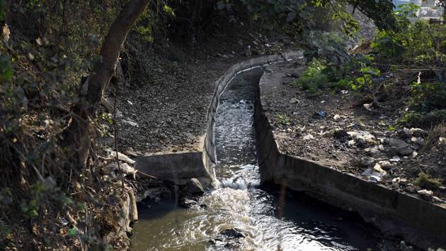 According to Sangeeta Thosar, Shiv Sena coporator from Yewalewadi, the closing down of the nallah could have added to the flooding in September 2019.(Rahul Raut/HT PHOTO) According to Sangeeta Thosar, Shiv Sena coporator from Yewalewadi, the closing down of the nallah could have added to the flooding in September 2019.(Rahul Raut/HT PHOTO)