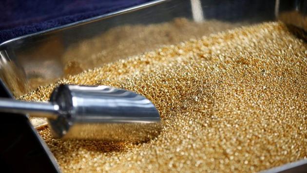 Holdings of the world’s largest gold-backed exchange-traded fund, SPDR Gold Trust, rose 0.25% to 933.94 tonnes on Thursday, its highest since November 2016. (REUTERS) Holdings of the world’s largest gold-backed exchange-traded fund, SPDR Gold Trust, rose 0.25% to 933.94 tonnes on Thursday, its highest since November 2016. (REUTERS)