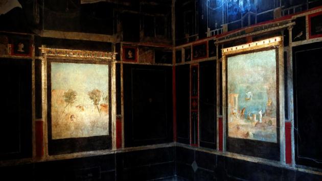 Frescos are pictured inside the House of Orchard "Casa del Frutteto", one of three restored domus (ancient houses) reopened to the public at the archaeological site of Pompeii, Italy, February 18, 2020. REUTERS/Ciro De Luca (REUTERS)