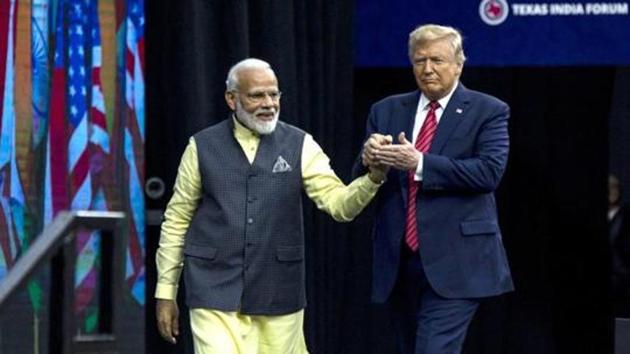 Trump administration officials on Friday acknowledged that U.S. President Donald Trump’s visit to India next week will not result in even a limited trade deal(Bloomberg via Getty Images) Trump administration officials on Friday acknowledged that U.S. President Donald Trump’s visit to India next week will not result in even a limited trade deal(Bloomberg via Getty Images)