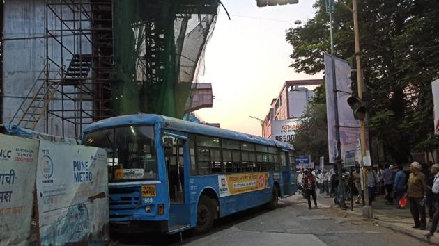 The incident happened when the driver lost control over the wheels ad hit a two-wheeler at Paramhansnagar chowk at Paud road on Thursday evening, according to police. PMPML officials say preliminary injury is on in the case. (HT/PHOTO) The incident happened when the driver lost control over the wheels ad hit a two-wheeler at Paramhansnagar chowk at Paud road on Thursday evening, according to police. PMPML officials say preliminary injury is on in the case. (HT/PHOTO)