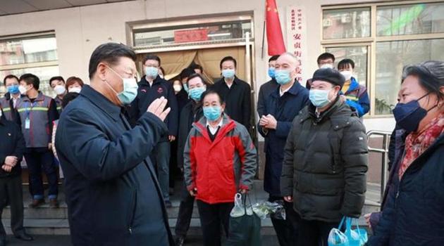 Chinese President Xi Jinping inspects the novel coronavirus prevention and control work at Anhuali Community in Beijing, China.(Reuters Photo) Chinese President Xi Jinping inspects the novel coronavirus prevention and control work at Anhuali Community in Beijing, China.(Reuters Photo)