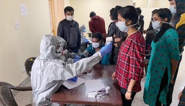 Indian nationals undergoing final sample collection and tests inside a quarantine facility set by up ITBP, at Chhawla area of New Delhi, India on Friday, February 14, 2020.(HT photo) Indian nationals undergoing final sample collection and tests inside a quarantine facility set by up ITBP, at Chhawla area of New Delhi, India on Friday, February 14, 2020.(HT photo)