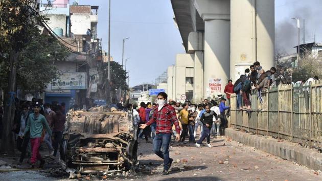 The violence at northeast Delhi areas on Monday. (Sanjeev Verma/HT Photo) The violence at northeast Delhi areas on Monday. (Sanjeev Verma/HT Photo)