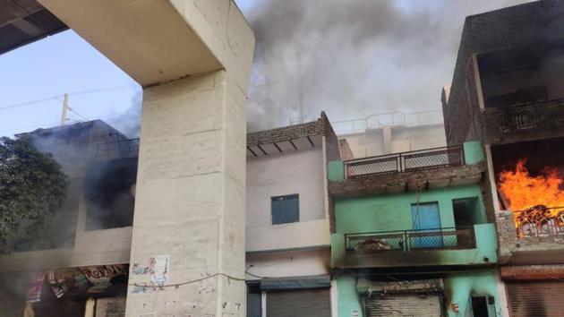 Houses set on fire by violent mob in east Delhi’s Maujpur. (HT Photos) Houses set on fire by violent mob in east Delhi’s Maujpur. (HT Photos)