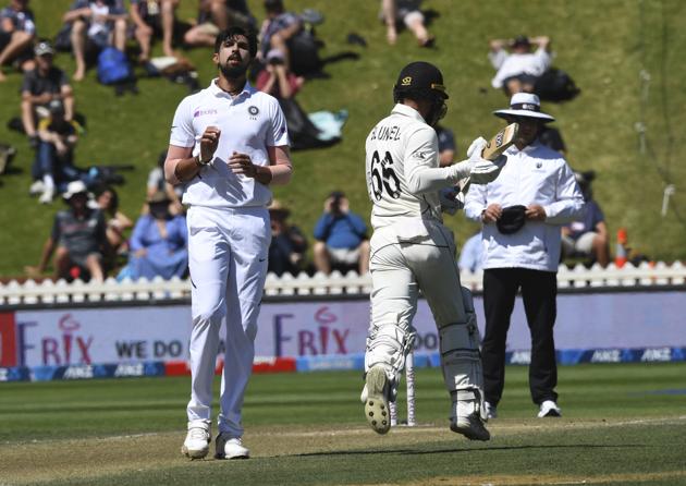 India's Ishant Sharma watches on as New Zealand's Tom Blundell runs through for New Zealand to defeat India by ten wickets during the first cricket test between India and New Zealand at the Basin Reserve in Wellington, New Zealand, Monday, Feb. 24, 2020. (AP Photo/Ross Setford) (AP)