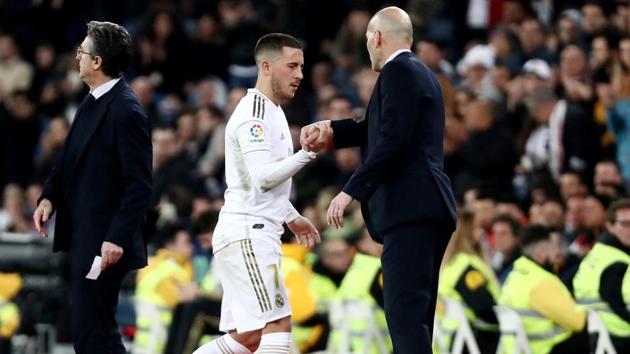 Real Madrid coach Zinedine Zidane with Eden Hazard as he is substituted.(REUTERS)