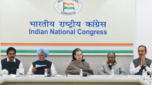 Congress interim president Sonia Gandhi chaired the party’s Working Committee meeting in Delhi on Wednesday.(Vipin Kumar/HT Photo) Congress interim president Sonia Gandhi chaired the party’s Working Committee meeting in Delhi on Wednesday.(Vipin Kumar/HT Photo)