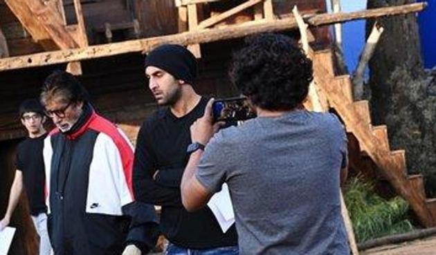 Amitabh Bachchan and Ranbir Kapoor on sets of Brahmastra.