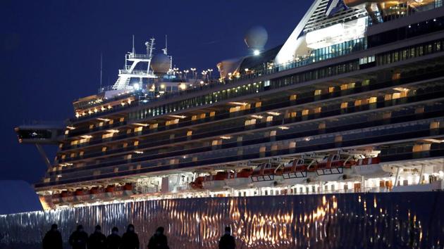 Those allowed off the Diamond Princess ship after a 14-day quarantine were asked to stay inside, but no formal measures restricting their movement were imposed. Feb. 25, 2020.(REUTERS) Those allowed off the Diamond Princess ship after a 14-day quarantine were asked to stay inside, but no formal measures restricting their movement were imposed. Feb. 25, 2020.(REUTERS)