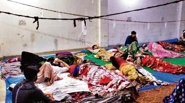 Al Hind Hospital was brimming with patients, many who required specialised care.(Photo: Md Meharban / Hindustan Times) Al Hind Hospital was brimming with patients, many who required specialised care.(Photo: Md Meharban / Hindustan Times)