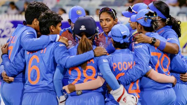 In this photo sourced from ICC, Indian Women's cricket team captain Harmanpreet Kaur speaks to the huddle during the ICC Women's T20 Cricket World Cup match(PTI) In this photo sourced from ICC, Indian Women's cricket team captain Harmanpreet Kaur speaks to the huddle during the ICC Women's T20 Cricket World Cup match(PTI)