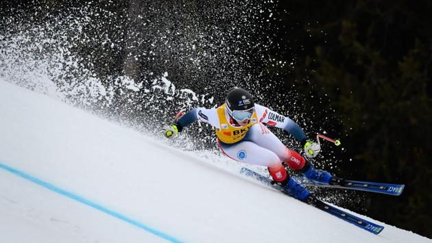 France's Laura Gauche competes during the women's Super-G event at the FIS Alpine Ski World Cup Combined in Crans-Montana, Switzerland. (Fabrice Coffrini / AFP)