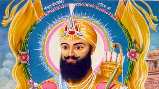Guru Hargobind was an adept swordsman, wrestler and rider as he had been imparted training in military warfare and martial arts.(Wikimedia Commons)