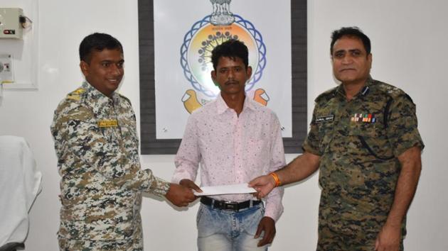 ‘Doctor’ Prashant Modiyam alias Sonu (25) was divisional committee member of Kandhamal-Kalahandi-Boudh-Nayagarh (KKBN) division and was active in Abujmaad (Chhattisgarh), Bijapur (Chhattisgarh) and Odisha. (HT photo) ‘Doctor’ Prashant Modiyam alias Sonu (25) was divisional committee member of Kandhamal-Kalahandi-Boudh-Nayagarh (KKBN) division and was active in Abujmaad (Chhattisgarh), Bijapur (Chhattisgarh) and Odisha. (HT photo)