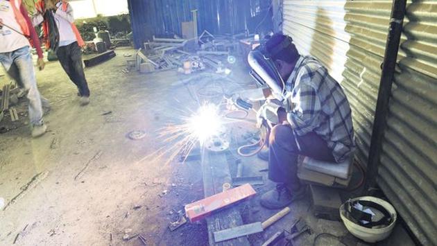 India’s economic growth hit a more than six-year low of 4.7% in the December quarter (Photo: Aniruddha Chowdhury/Mint) India’s economic growth hit a more than six-year low of 4.7% in the December quarter (Photo: Aniruddha Chowdhury/Mint)
