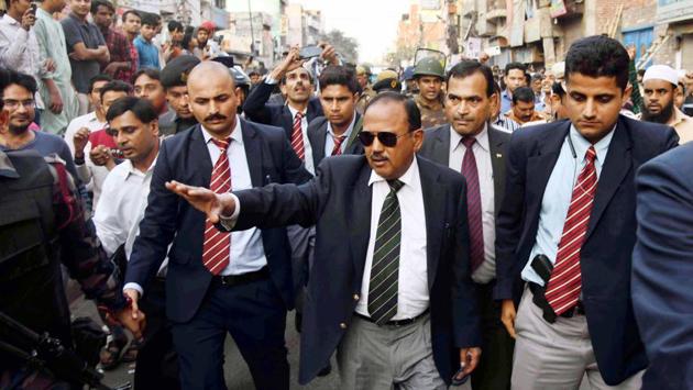 National Security Advisor (NSA) Ajit Doval interacted with local residents at violence affected areas in Maujpur, on February 26.Prime Minister Narendra Modi tasked NSA Doval with the job of restoring normalcy in the riot-hit areas as concerns grew over inept handling of the spiraling violence by the Delhi Police. (HT Photo)