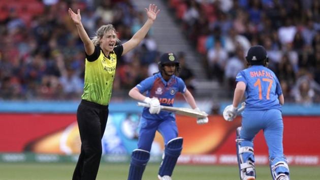 Australia's Ellyse Perry, left, successfully appeals for a LBW decision on India's Jemimah Rodrigues, center, during the first game of the Women's T20 Cricket World Cup. (AP) Australia's Ellyse Perry, left, successfully appeals for a LBW decision on India's Jemimah Rodrigues, center, during the first game of the Women's T20 Cricket World Cup. (AP)
