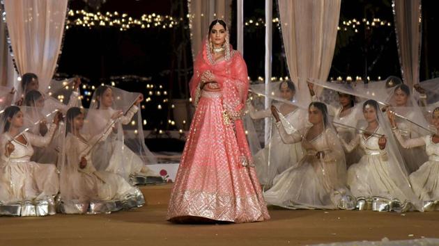 Sonam Kapoor walks the ramp for designer Abhinav Mishra at a fashion event in New Delhi.(PTI) Sonam Kapoor walks the ramp for designer Abhinav Mishra at a fashion event in New Delhi.(PTI)
