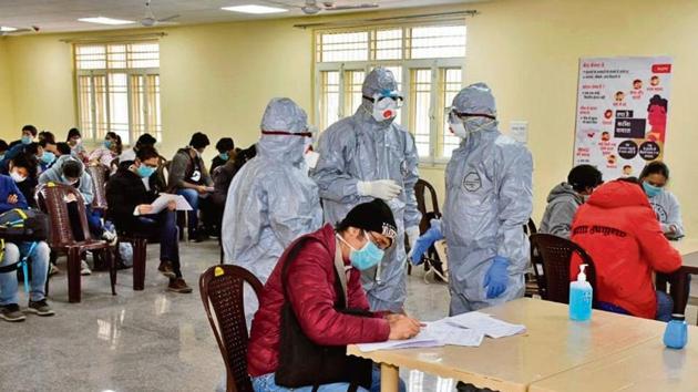 Hundred and twelve evacuees were airlifted from China to New Delhi’s Chhawla quarantine facility on February 27.(HT Photo/ITBP)