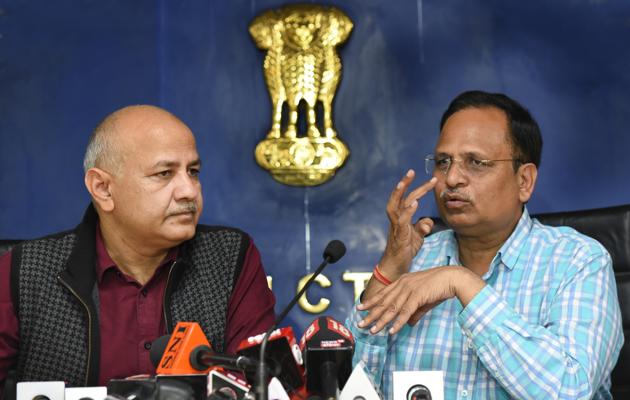 Deputy Chief Minister Manish Sisodia and health minister Satyendra Jain said on Tuesday that the Delhi government has designated 25 hospitals for the treatment of coronavirus, which has infected a person from the national capital. (Sonu Mehta/HT PHOTO) Deputy Chief Minister Manish Sisodia and health minister Satyendra Jain said on Tuesday that the Delhi government has designated 25 hospitals for the treatment of coronavirus, which has infected a person from the national capital. (Sonu Mehta/HT PHOTO)