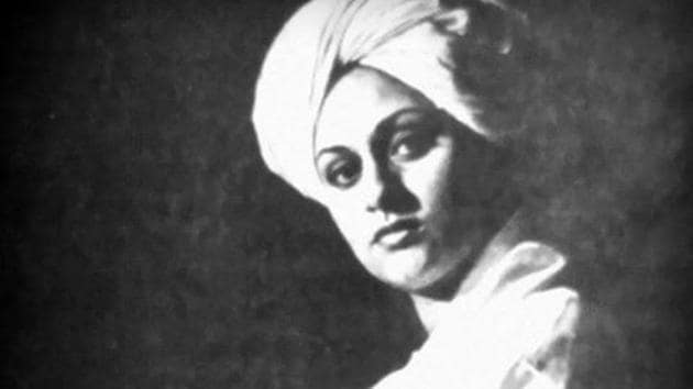 Jaya Bachchan worked in a film, Dagtar Babu, as Swami Vivekananda but the film could not be completed.