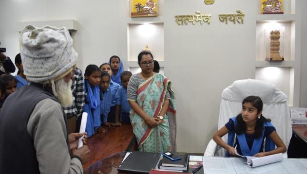 Class-7 student Sundram Priya works as a collector in district collectorate in Sitamarhi on Wednesday. (HT) Class-7 student Sundram Priya works as a collector in district collectorate in Sitamarhi on Wednesday. (HT)