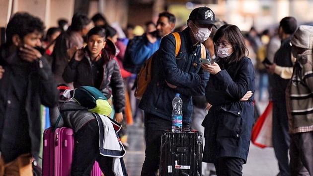 In Alwar, three people were kept in isolation at the government hospital after they showed symptoms of the virus. (Image used for representation).(HT PHOTO.) In Alwar, three people were kept in isolation at the government hospital after they showed symptoms of the virus. (Image used for representation).(HT PHOTO.)