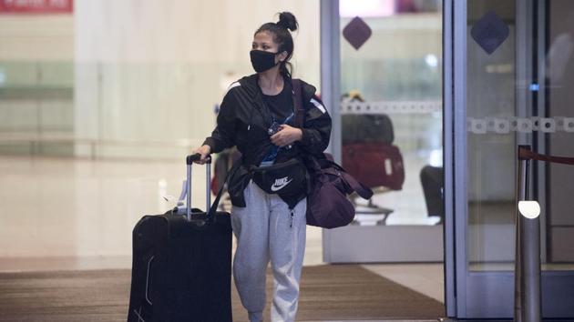 People wearing face mask as part of preventive measures for the deadly Coronavirus, arriving from different foreign countries at Chhatrapati Shivaji Maharaj International Airport in Mumbai. (Satyabrata Tripathy/HT Photo) People wearing face mask as part of preventive measures for the deadly Coronavirus, arriving from different foreign countries at Chhatrapati Shivaji Maharaj International Airport in Mumbai. (Satyabrata Tripathy/HT Photo)
