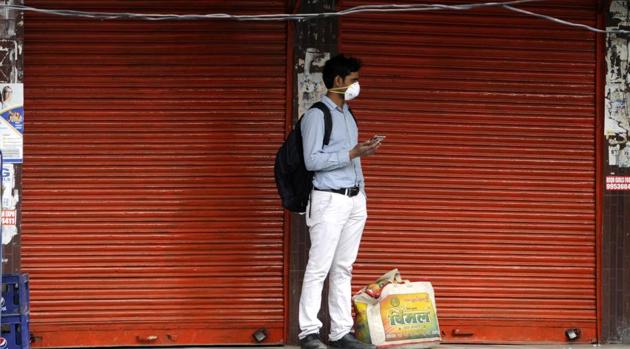 People wearing a protective mask following multiple positive cases of coronavirus in the NCR, in Noida, India, on Thursday, March 05, 2020. (Photo: Sunil Ghosh / Hindustan Times) People wearing a protective mask following multiple positive cases of coronavirus in the NCR, in Noida, India, on Thursday, March 05, 2020. (Photo: Sunil Ghosh / Hindustan Times)