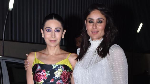 Karisma Kapoor and Kareena Kapoor at the Mentalhood screening in Mumbai.(Varinder Chawla)