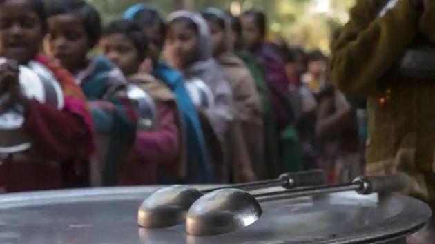 The family of seven, including her 14-year-old son Nitesh who worked in a dhaba, another son and three daughters, did not have food for four days.(Getty file photo) The family of seven, including her 14-year-old son Nitesh who worked in a dhaba, another son and three daughters, did not have food for four days.(Getty file photo)