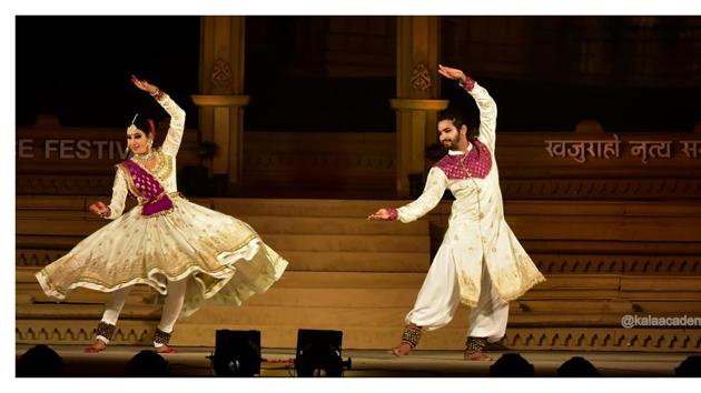 Ragini Makkar during her Kathak recital. Ragini Makkar during her Kathak recital.