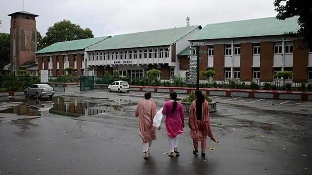 The academic session for class 10 started across Kashmir and winter zones of Jammu region with the opening of schools in the last week of February. (ANI file photo) The academic session for class 10 started across Kashmir and winter zones of Jammu region with the opening of schools in the last week of February. (ANI file photo)