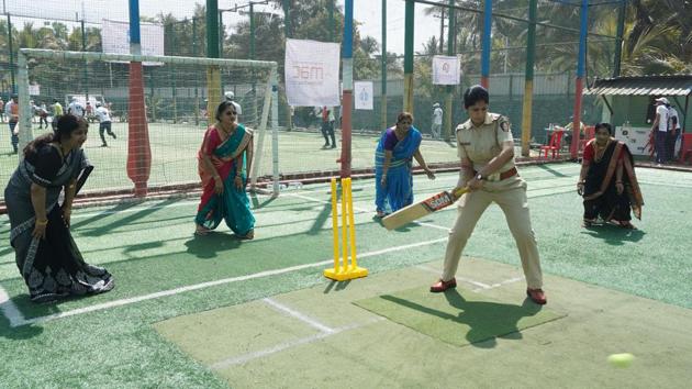 Matruseva (NGO) foundation's women volunteers and Vartak Nagar police personnel in action during a cricket match on the occasion of International Women’s Day, in Thane, Maharashtra. The police won the match by 40 runs. (Praful Gangurde / HT Photo) Matruseva (NGO) foundation's women volunteers and Vartak Nagar police personnel in action during a cricket match on the occasion of International Women’s Day, in Thane, Maharashtra. The police won the match by 40 runs. (Praful Gangurde / HT Photo)