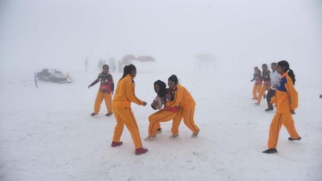 Participants in action during Khelo India Winter Games 2020, in Gulmarg, Jammu and Kashmir. (Waseem Andrabi / HT Photo) Participants in action during Khelo India Winter Games 2020, in Gulmarg, Jammu and Kashmir. (Waseem Andrabi / HT Photo)