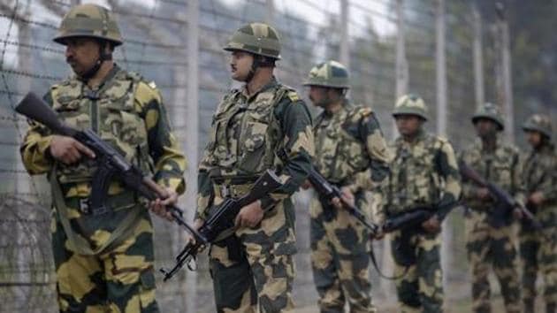 India has been in the second place, behind Saudi Arabia, in SIPRI’s list of arms importers for several years as it has moved in recent years to modernise its armed forces by acquiring combat jets, helicopters, submarines, warships and artillery guns. (Image used for representation).(PTI PHOTO.)