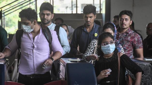 Brihanmumbai Municipal Corporation (BMC) has successfully tracked 537 Mumbai-based passengers who returned from trips to countries affected by the new coronavirus. (HT PHOTO) Brihanmumbai Municipal Corporation (BMC) has successfully tracked 537 Mumbai-based passengers who returned from trips to countries affected by the new coronavirus. (HT PHOTO)