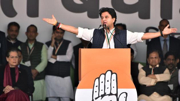 Jyotiraditya Scindia addresses supporters during the party's 'Bharat Bachao' rally at Ramlila Maidan in New Delhi.(File photo: ANI)