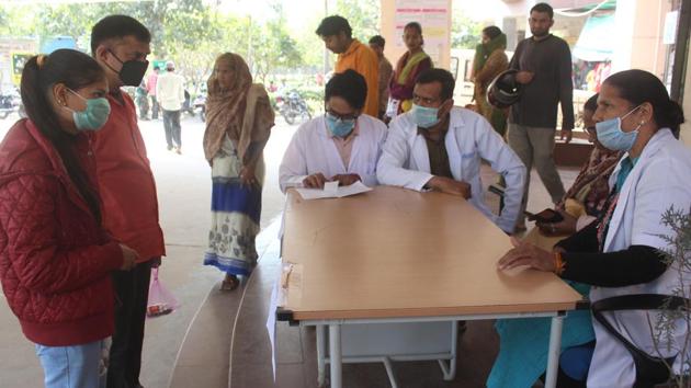 Earlier Kerala had gone into partial shutdown mode cancelling all public meetings and closing down educational institutions till March 31, to contain the spread of the disease. (Image used for representation). (HT PHOTO.) Earlier Kerala had gone into partial shutdown mode cancelling all public meetings and closing down educational institutions till March 31, to contain the spread of the disease. (Image used for representation). (HT PHOTO.)