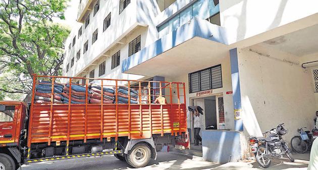 Pune Municipal Corporation has converted Sanas ground sports hostel into a hospital. The administration has vacated the place from players who were taking part in the Mayor’s Trophy and staying at Sanas ground premises. (RAHUL RAUT) Pune Municipal Corporation has converted Sanas ground sports hostel into a hospital. The administration has vacated the place from players who were taking part in the Mayor’s Trophy and staying at Sanas ground premises. (RAHUL RAUT)