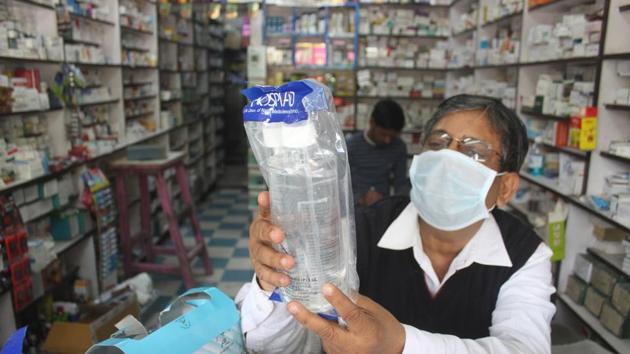 Coronavirus took second life in India on Friday(Yogendra Kumar/HT PHOTO) Coronavirus took second life in India on Friday(Yogendra Kumar/HT PHOTO)