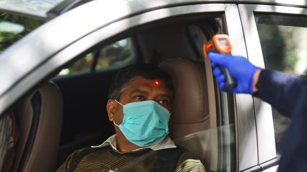 Steering clear from everyone irrespective of symptoms or travel history is the surest way to stay safe. (HT Photo) Steering clear from everyone irrespective of symptoms or travel history is the surest way to stay safe. (HT Photo)