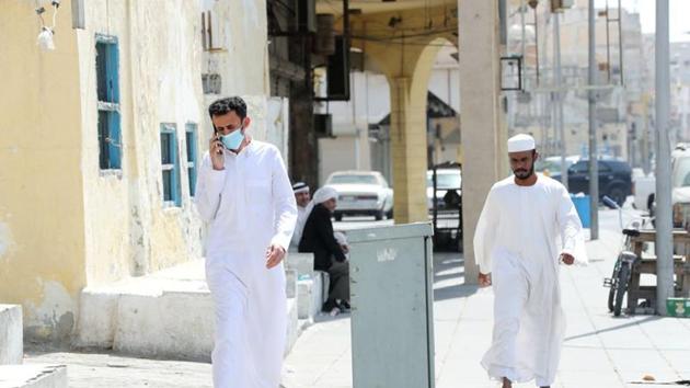 Saudi Arabia, the United Arab Emirates, Oman and Qatar reported new cases, raising the total number in the six-member Gulf Cooperation Council (GCC) to 963, with no deaths reported.(REUTERS) Saudi Arabia, the United Arab Emirates, Oman and Qatar reported new cases, raising the total number in the six-member Gulf Cooperation Council (GCC) to 963, with no deaths reported.(REUTERS)