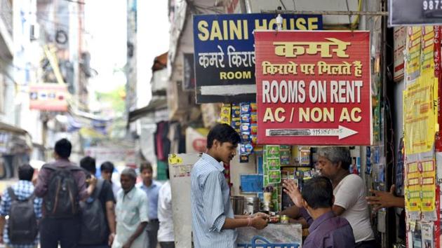 Renting a room can be made easier if a tenant keeps few things in mind ahead of relocating. (Saumya Khandelwal/HT) Renting a room can be made easier if a tenant keeps few things in mind ahead of relocating. (Saumya Khandelwal/HT)