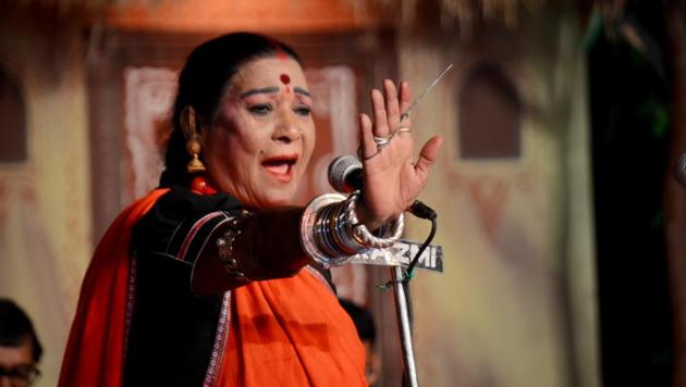 Teejan Bai used to perform over 20 shows a month, but now she has slowed down.(HT Photo)