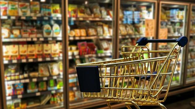 Rebecca Mehra mentions how the couple called out to her and asked her to pick up their groceries. (Representational Image) Rebecca Mehra mentions how the couple called out to her and asked her to pick up their groceries. (Representational Image)